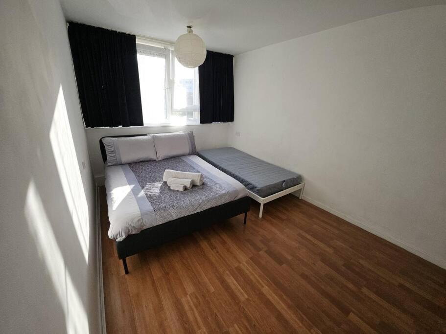 Steps From Kings Cross Station! Londen
